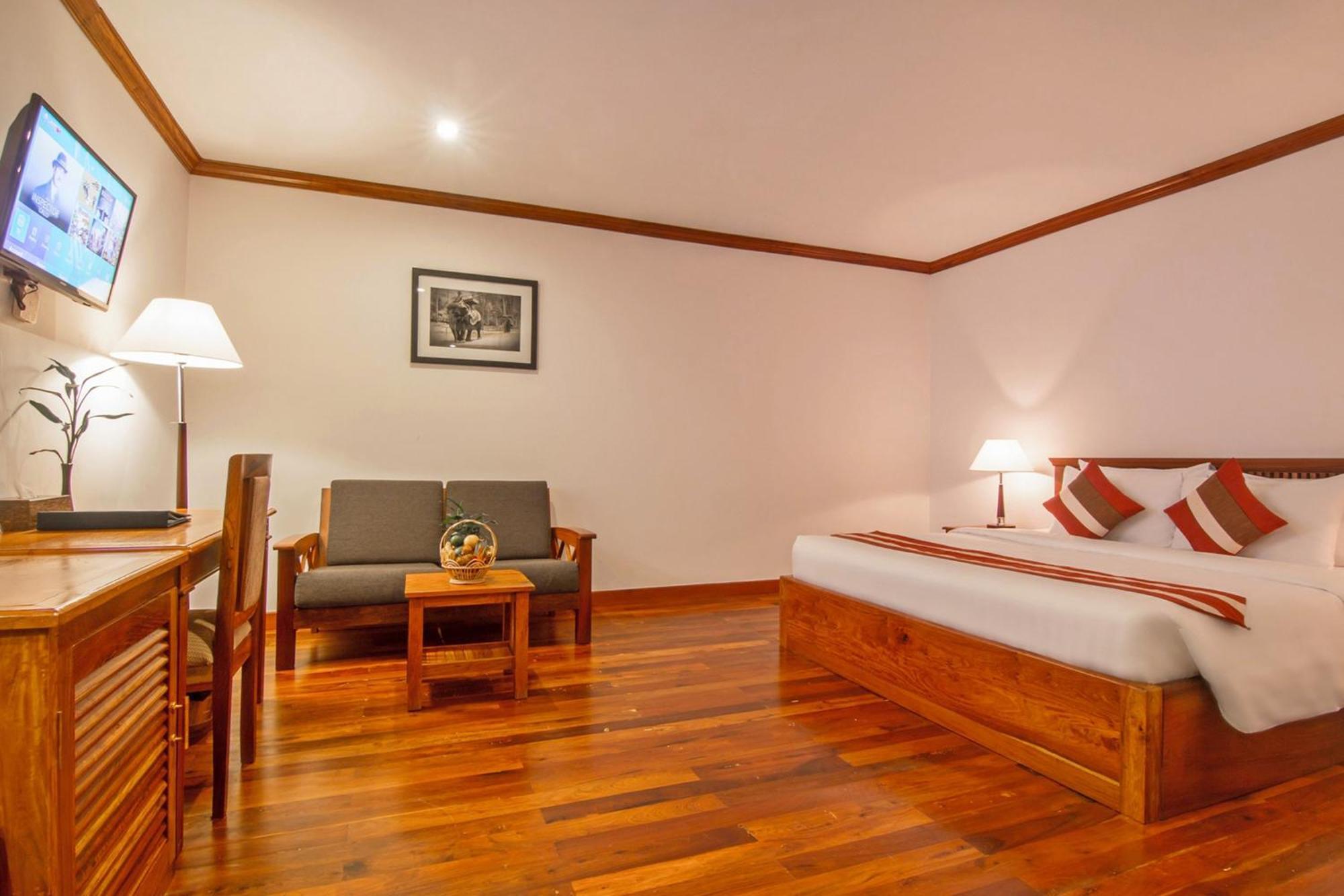 Cheathata Cts 4*