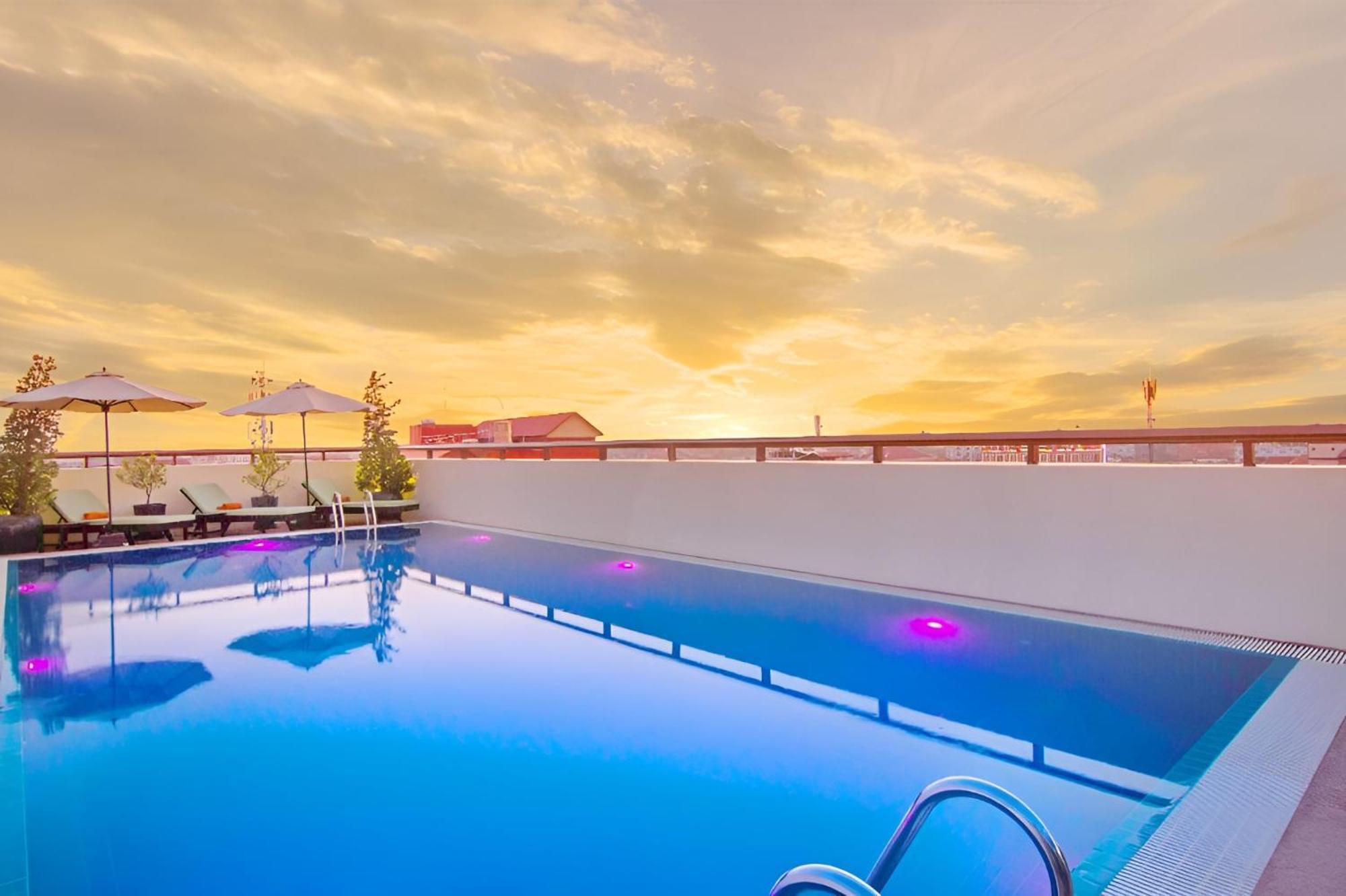 Cheathata Cts Khách sạn 4*