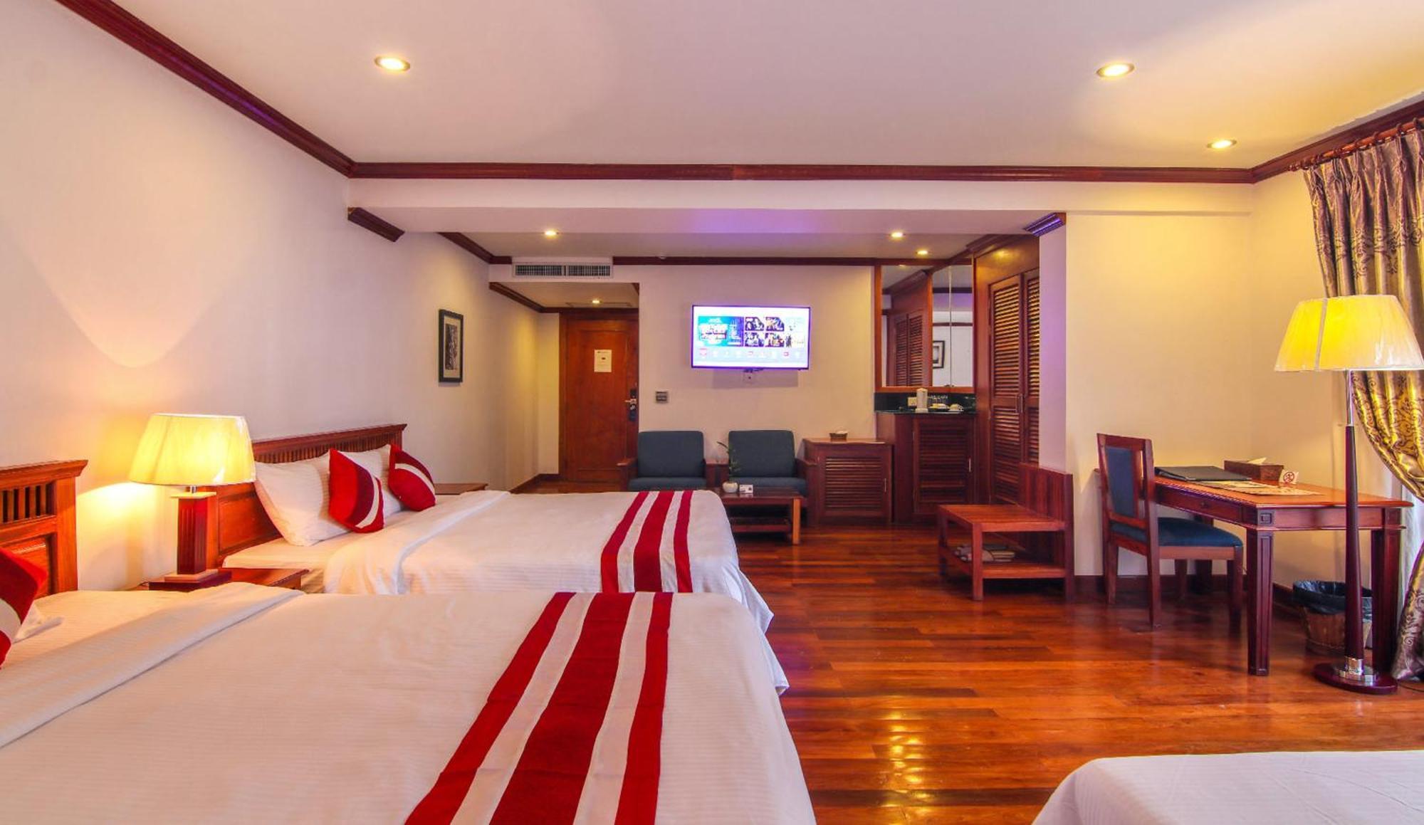 Cheathata Cts 4*